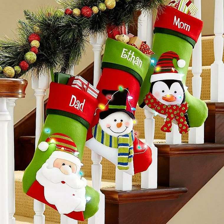 deco dengan sock christmas garland stair tangga