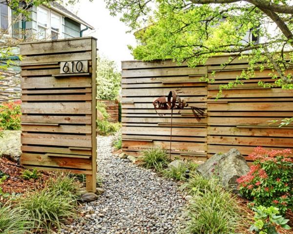 garden path pebbles outer partition