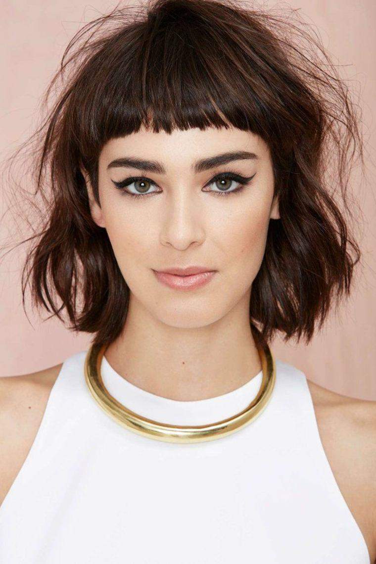 hair-square-trend woman