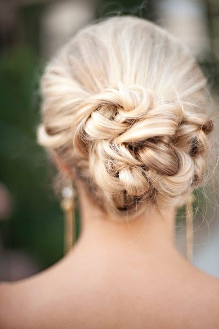 wedding bun low-hairstyle-bridal-romantic