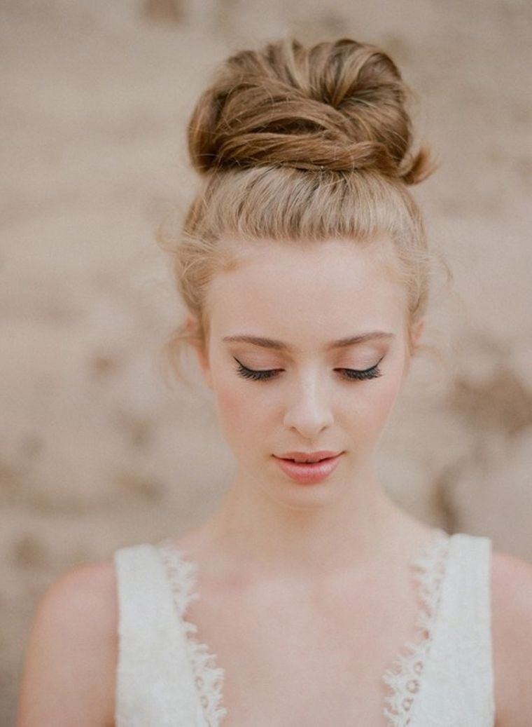 high-style-bohemian-chic-mariee wedding bun