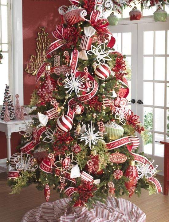 choose-fir-christmas-garlands-balls-ornaments choose christmas tree