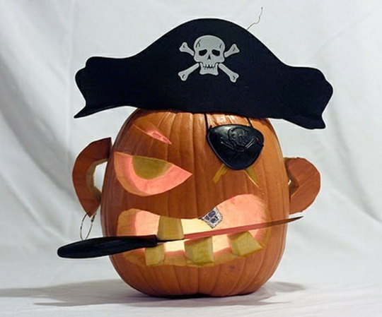 pumpkin Halloween decoration pirate