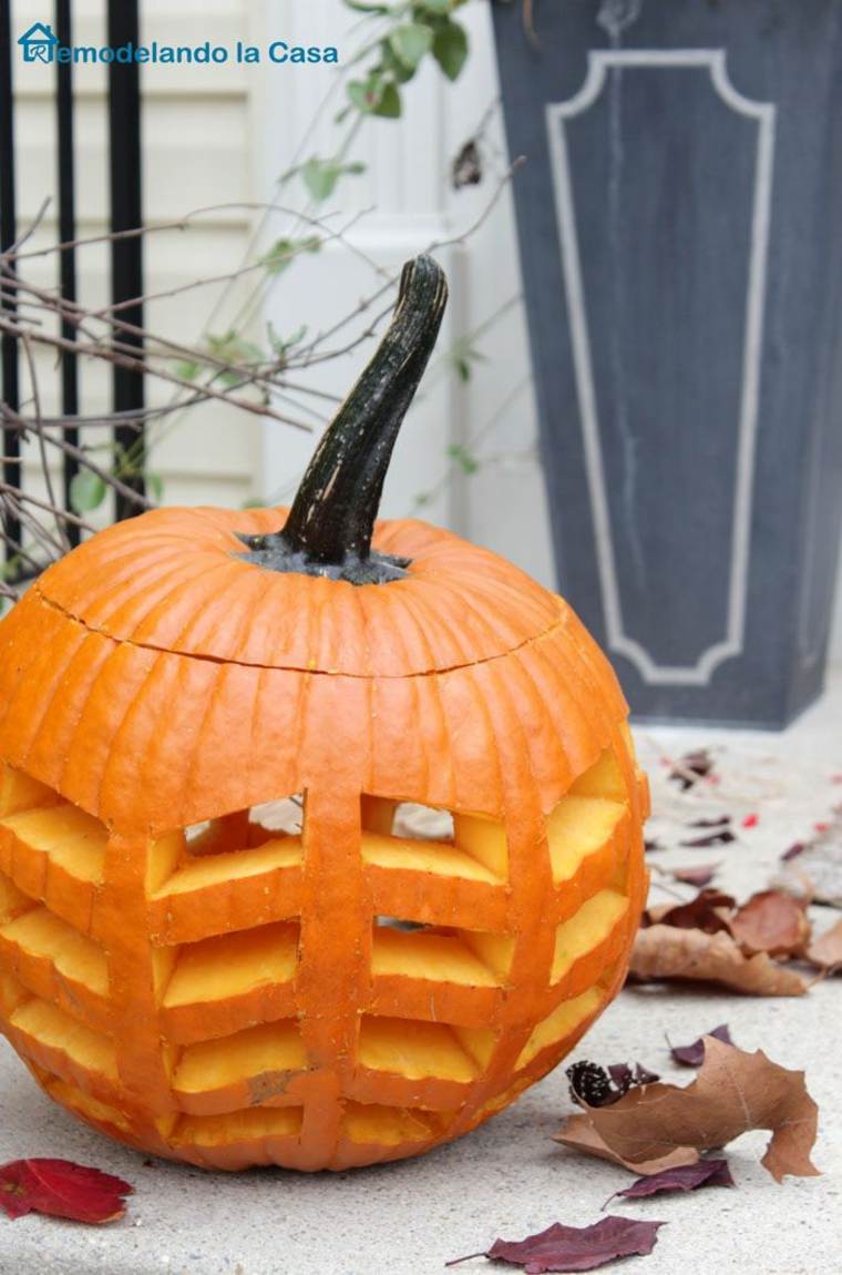 decoration pumpkin halloween dug idea