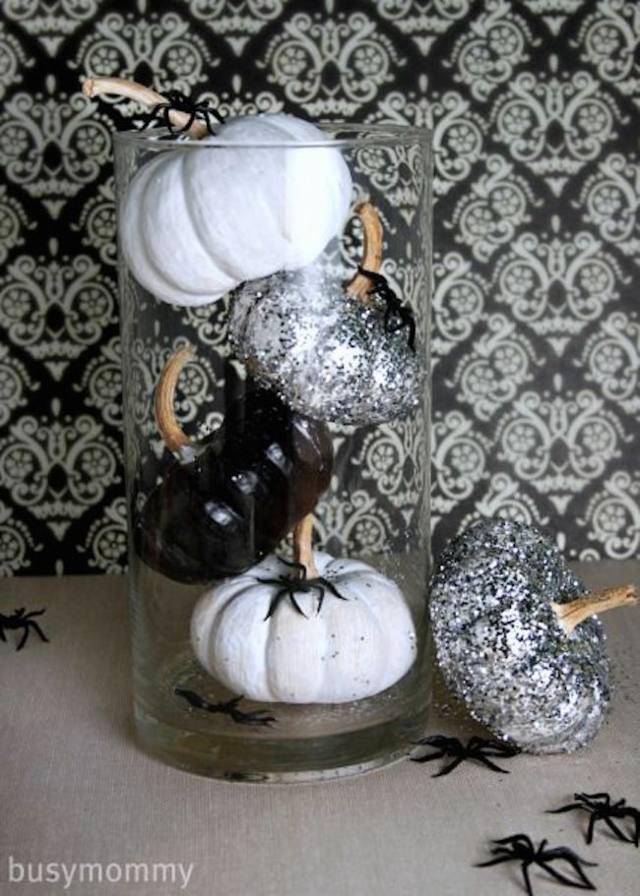 halloween gresskar dekorasjon ide gresskar hvit svart design
