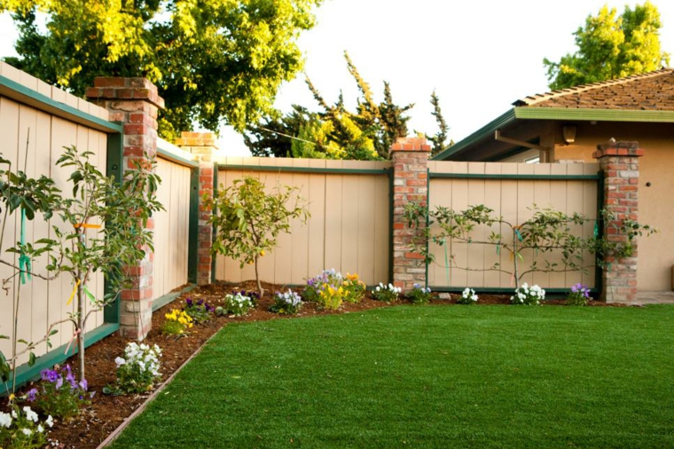 fences design wood palisade brick garden