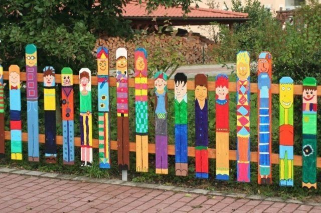 idea fence garden fence wood child funny colorful characters