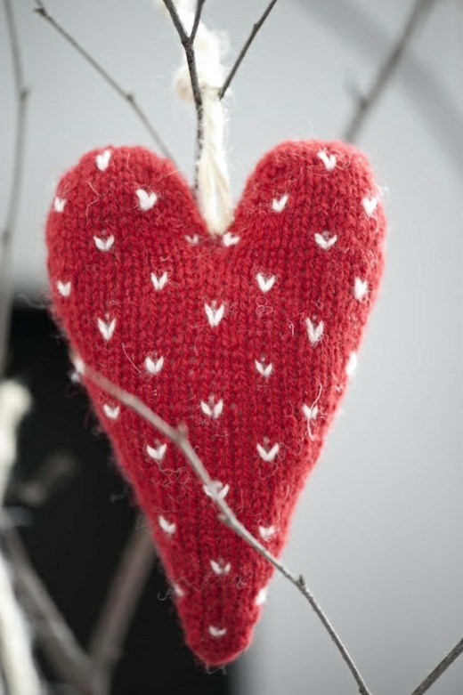 Christmas heart interesting knitting
