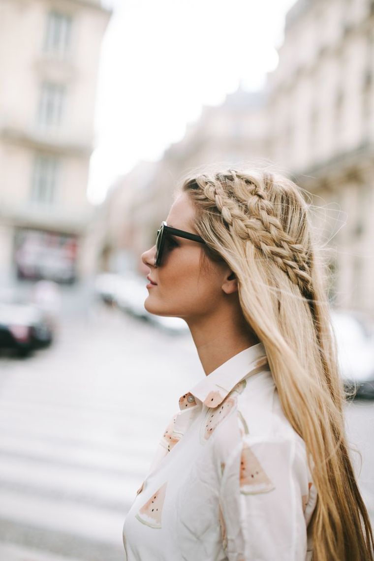 hairstyles long haired woman