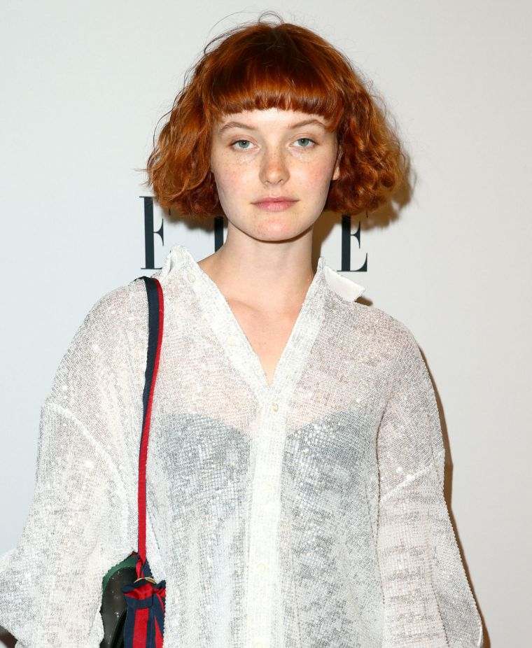 hair-woman-hair short bob-square-frieze-fringe