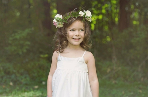 hairstyle girl crown flowers