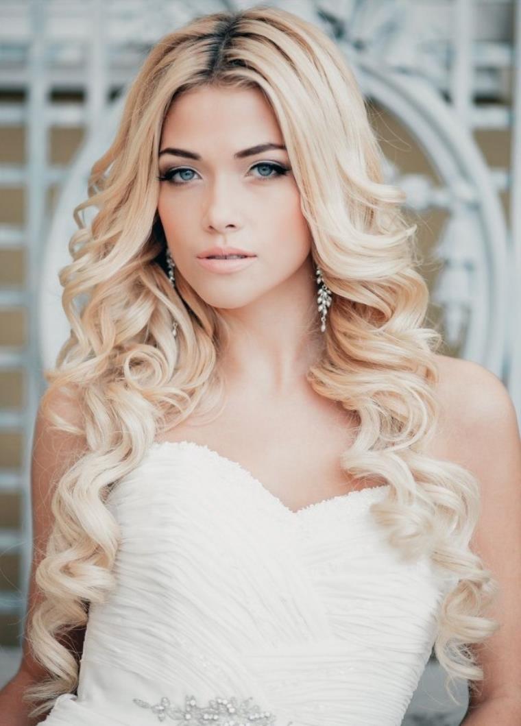 hairstyle wedding hair-long-detached-wavy-