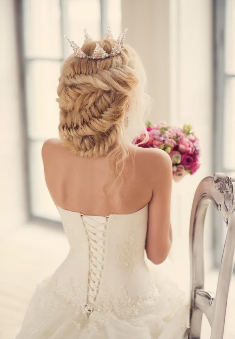 hairstyle-wedding-hair-braids several-levels