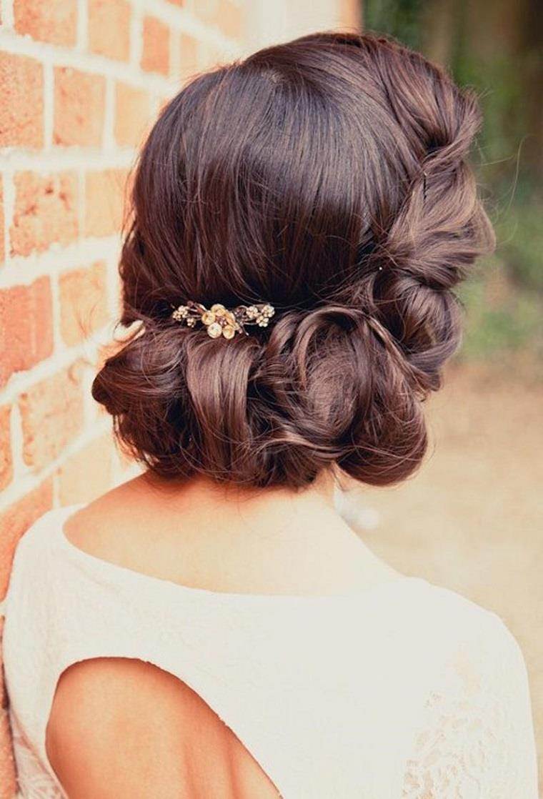 bunny-casual-hair-long wedding hairstyle