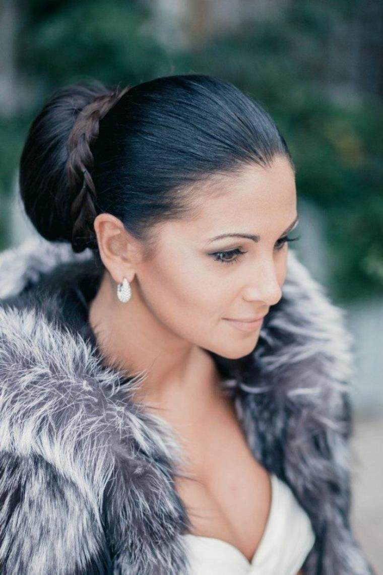 Wedding hair-braid-bun-classical-long smooth hair