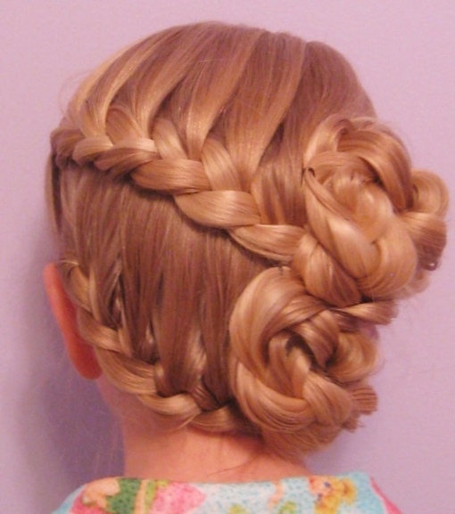 hairstyle little girl bun