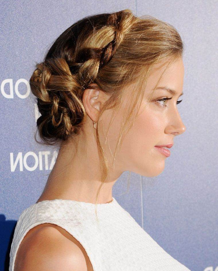 trendy hairstyle- woman braids