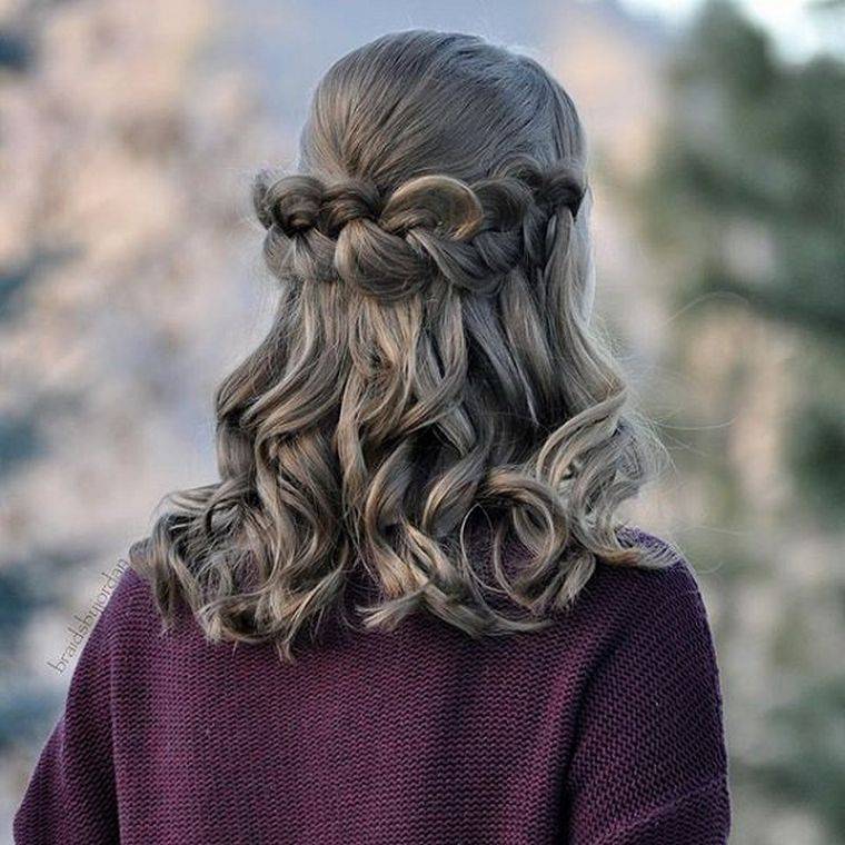 easy braid hairstyle short hair woman