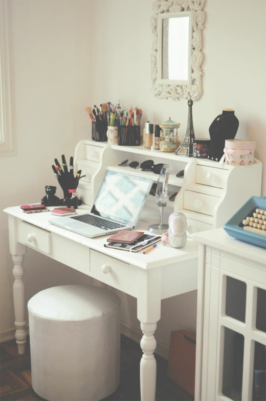 dresser vanity that also plays office role