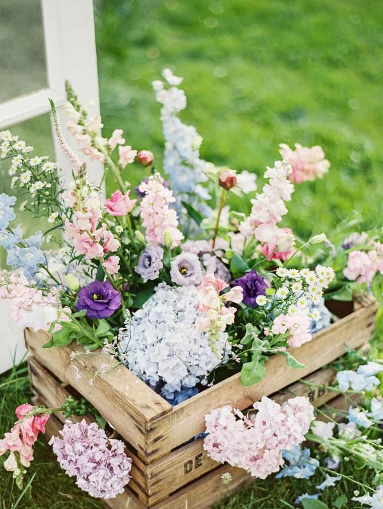 blomster arrangement bord deco forårsmøbler palle terrasse