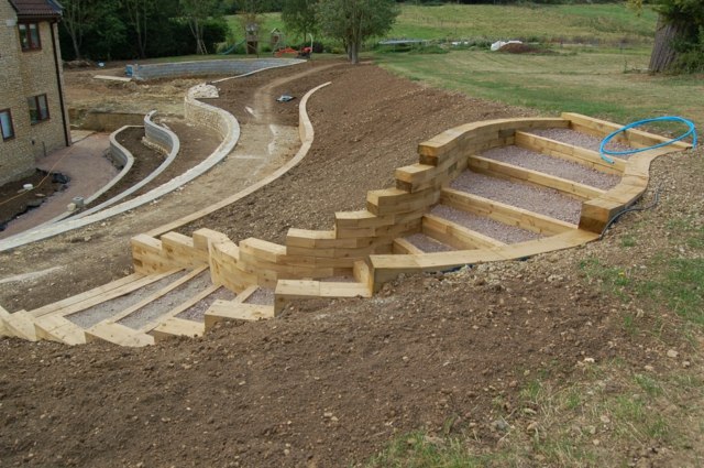 wood retaining wall construction