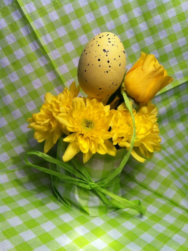 farve gule blomster deco påske