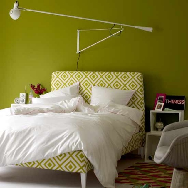 color-paint-room-bedroom-adult-green pistachio