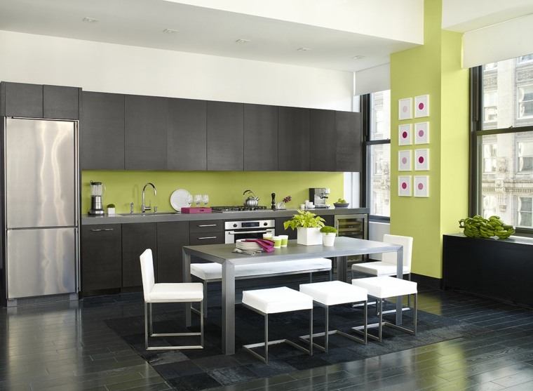 color kitchen trends