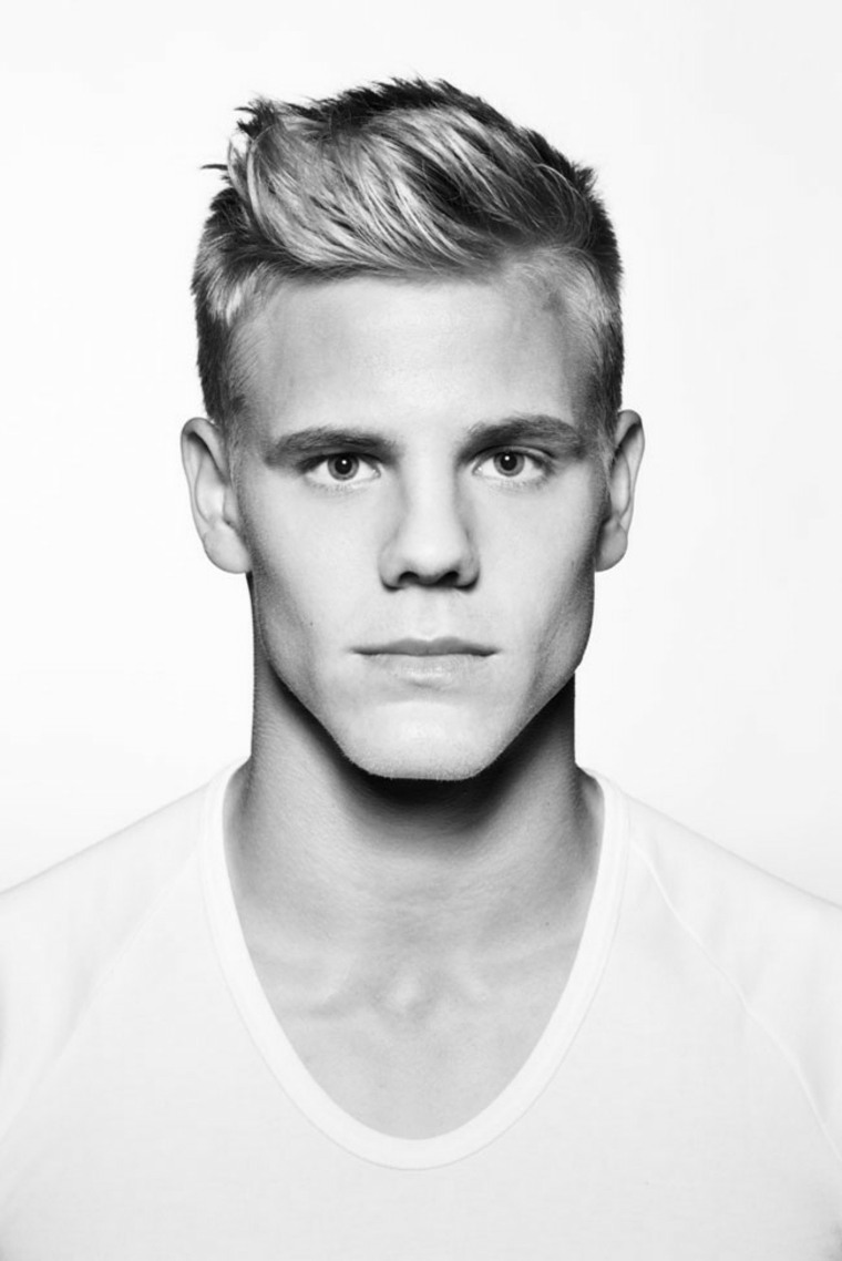 idea blond hair trendy man cut