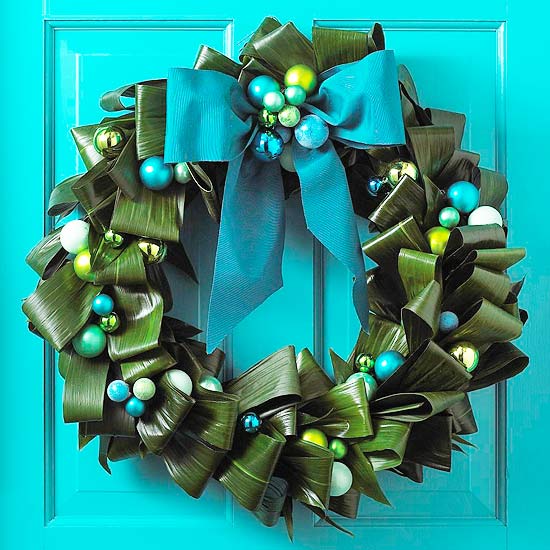 christmas wreath ribbon green blue