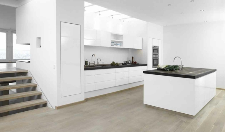 design lacquered white kitchen