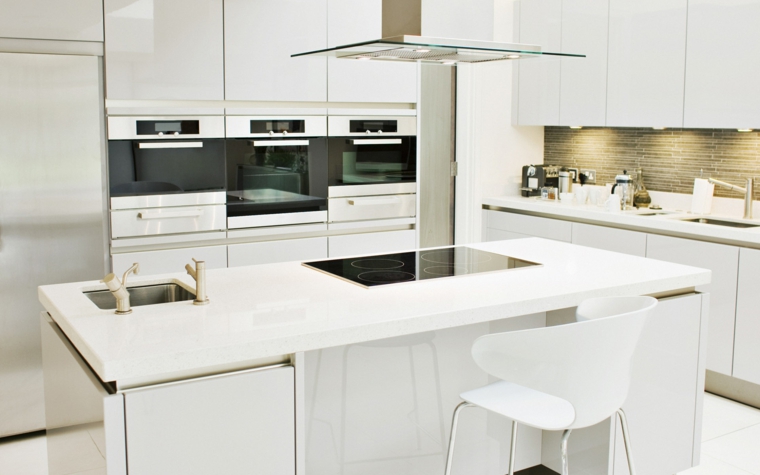 lacquered white kitchen idee design