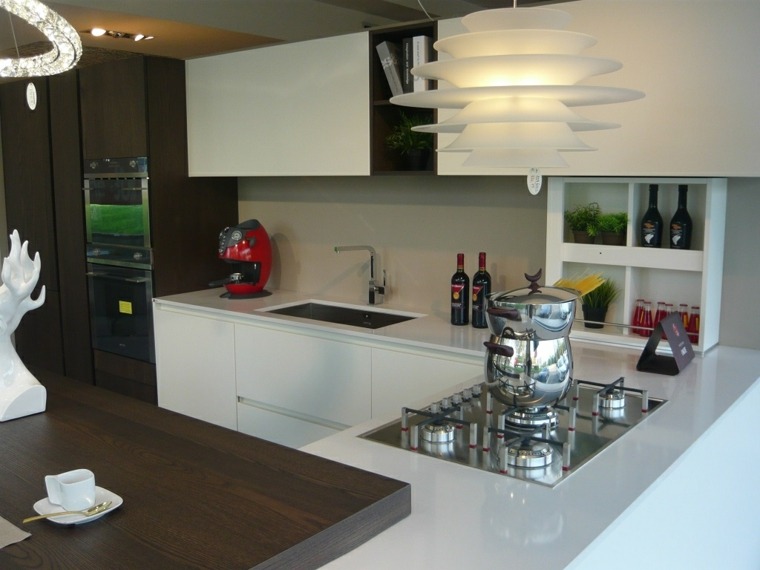 white lacquered kitchen model