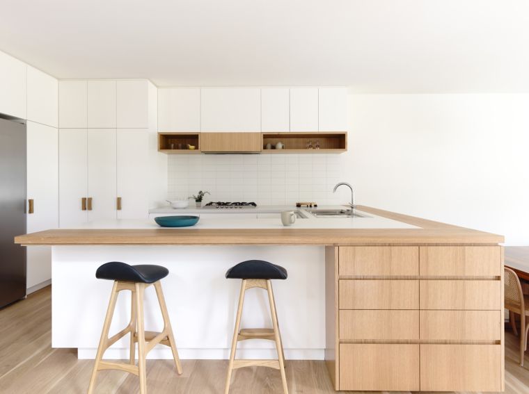 white kitchen worktop wood island-peninsula-bar