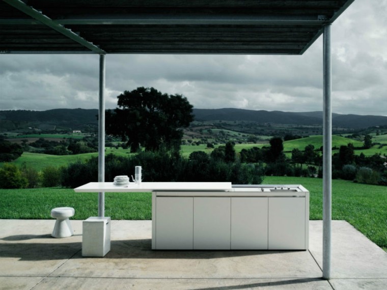 face garden kitchen by Boffi