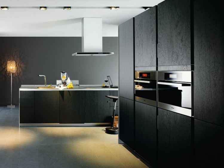 design kitchen with elegant central island SieMatic