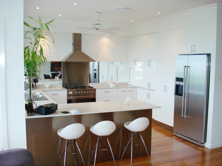 deco vegetable kitchen bar white stools parquet wood extractor hood