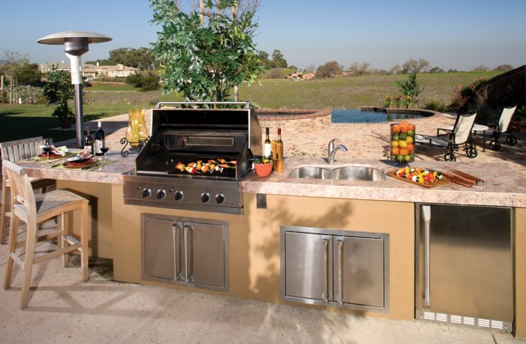 modern outdoor kitchen idea