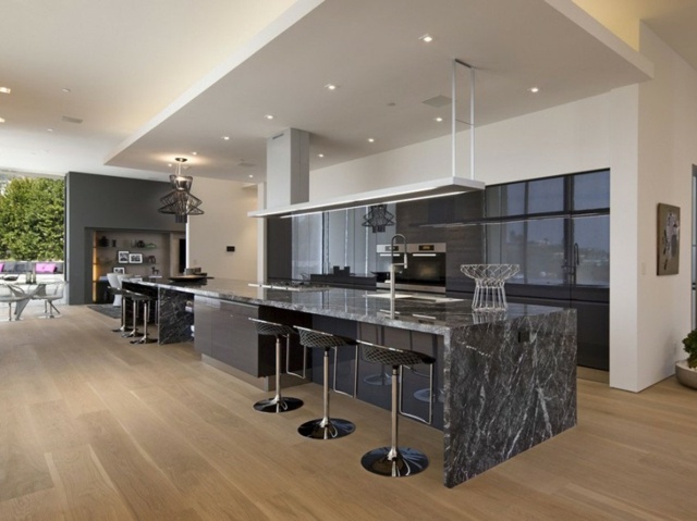 gray marble kitchen