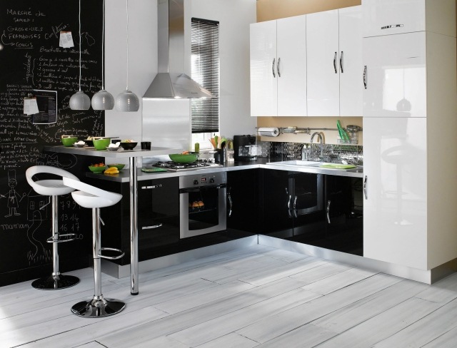 Modern-kitchen-original-idea-black-white-hood-aspirante-