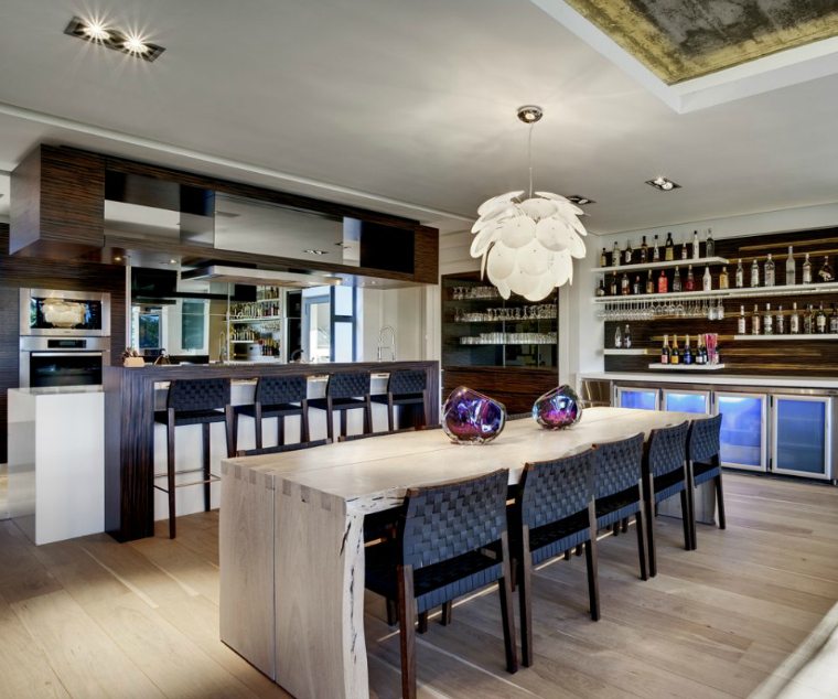 black kitchen and american loft wood