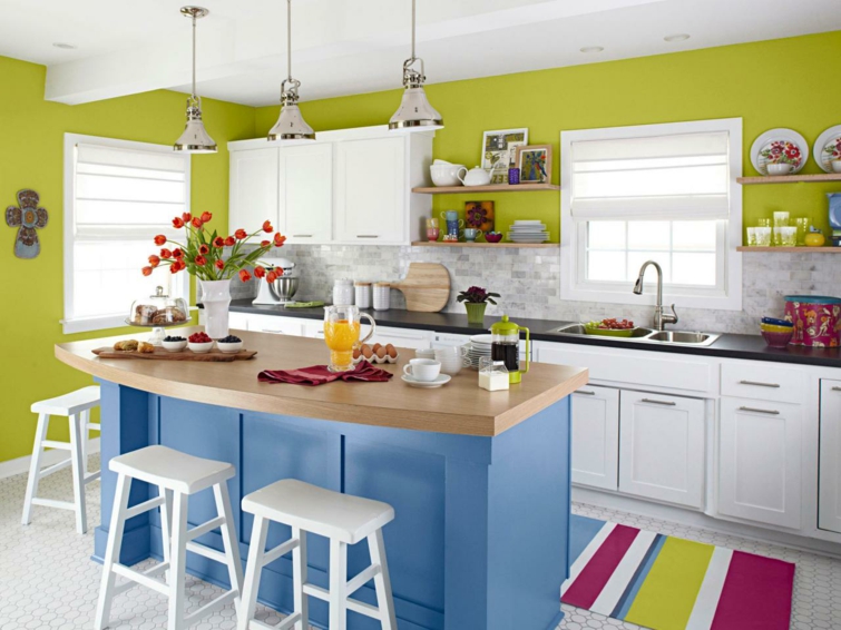 kitchen small surface bright colors