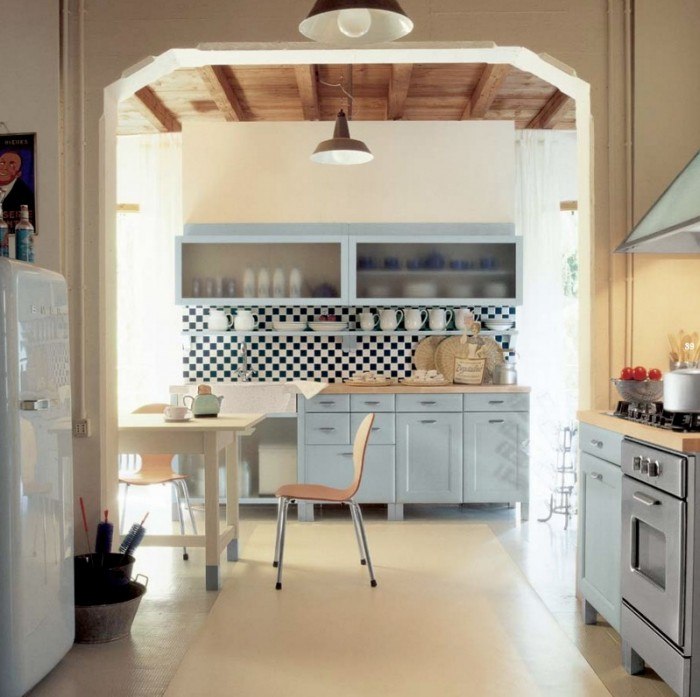 kitchen style Italian countryside arched entrance