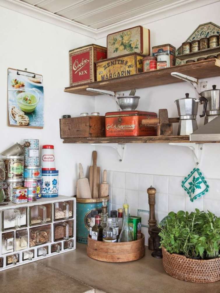 shabby chic style kitchen open shelves