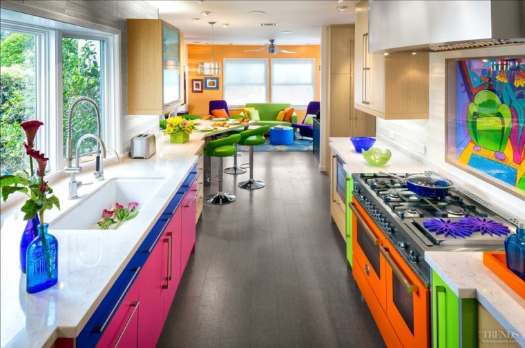 ultra colorful kitchen peps