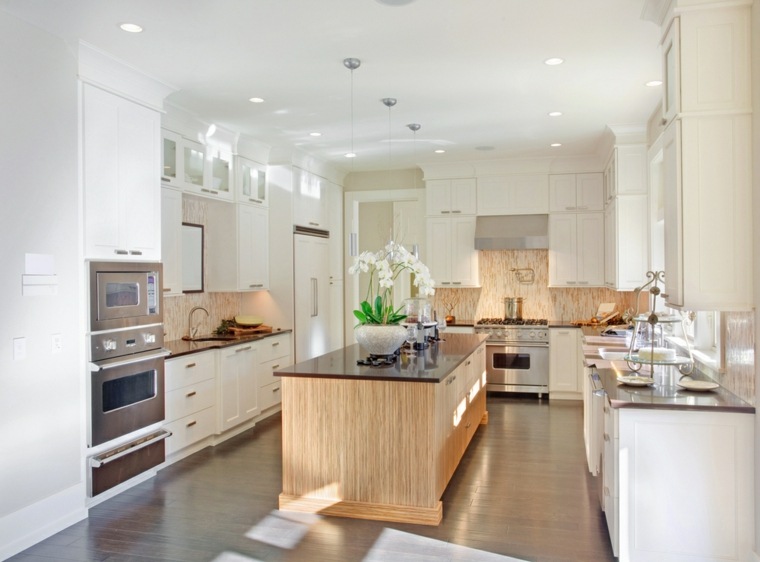 U-shaped kitchen design wood central island