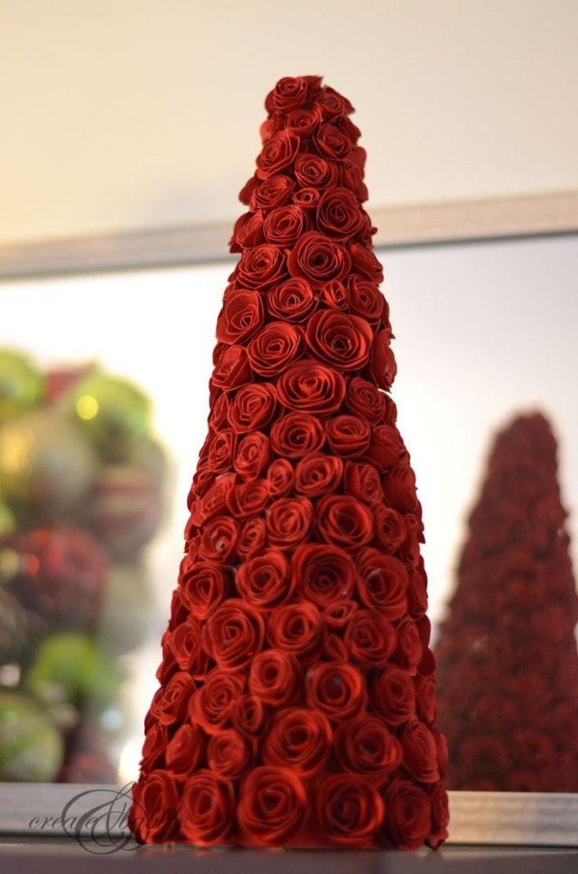 christmas decoration-small-red-roses-idea-beautiful christmas decoration