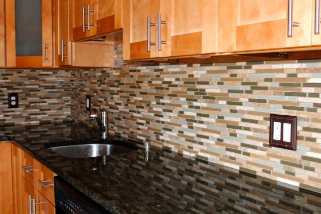 Deco-kitchen backsplash-original-rectangular-sink Tile