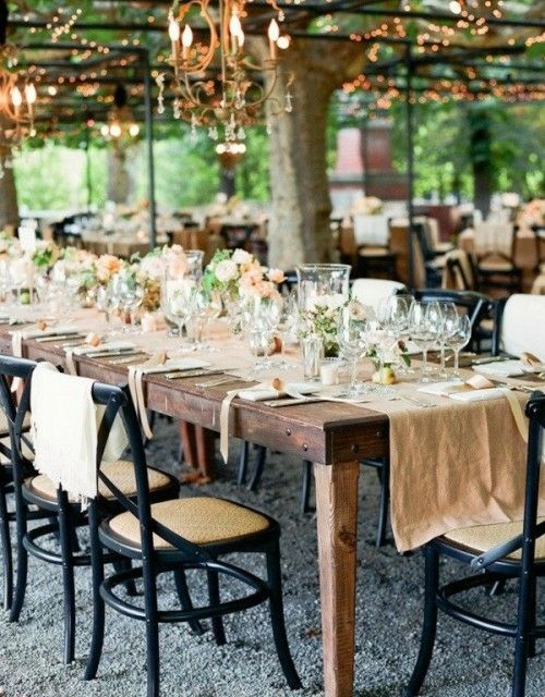 wedding decor rustic look glamorous fixtures