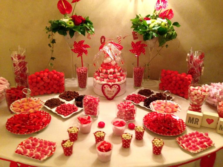 Deco-wedding-white-and-red-table-appetizer-candy